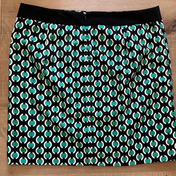 EUC STYLISH WORTHINGTON FULLY LINED SKIRT HIDDEN ZIPPER WITH 2 WORKING POCKETS - Picture 2 of 4